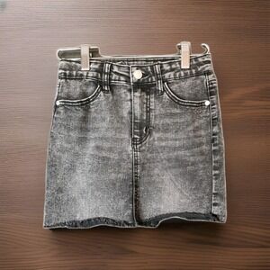 Art Class Target Girls Denim Skirt Black Size 7-8 Adjustable Waist Frayed NWOT